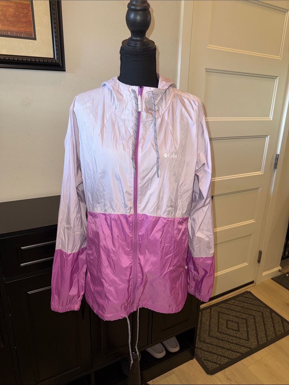 Columbia Two-Tone Packable Windbreaker L